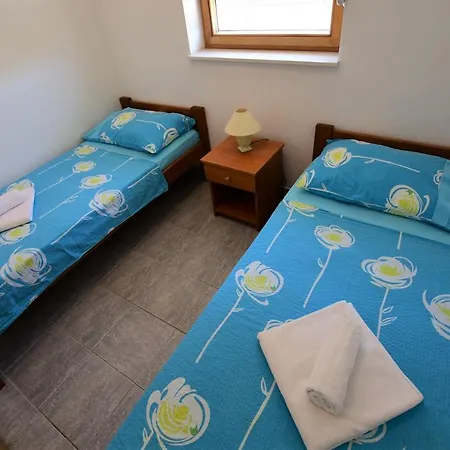 Hrga ゲストハウス 3*